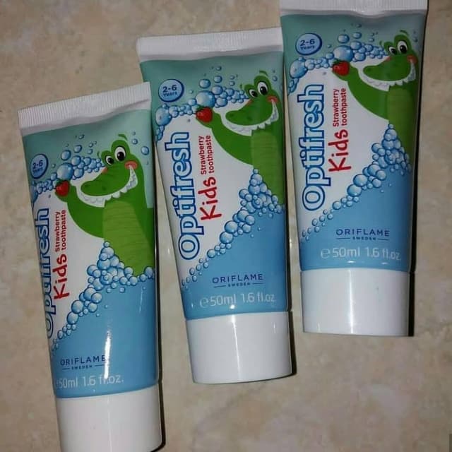 Opti fresh kids strawberry toothpaste